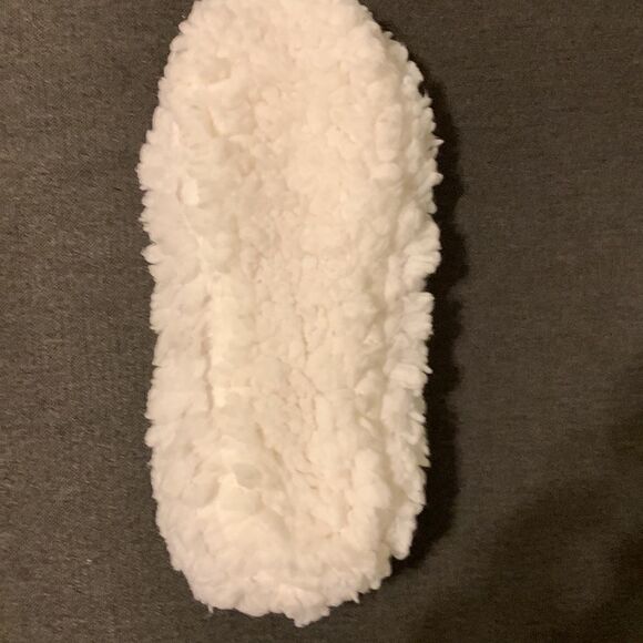 NWOT Fuzzy Pink Slippers | Size OS (inside is Sherpa) - Picture 4 of 4